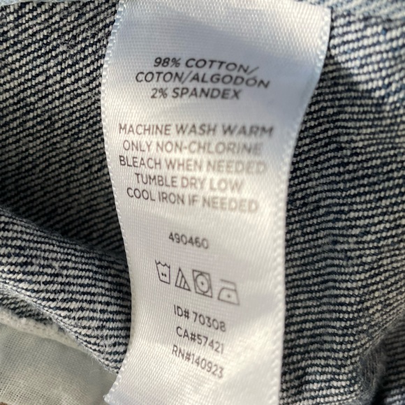 Medium wash jean jacket from loft like new - Picture 4 of 11